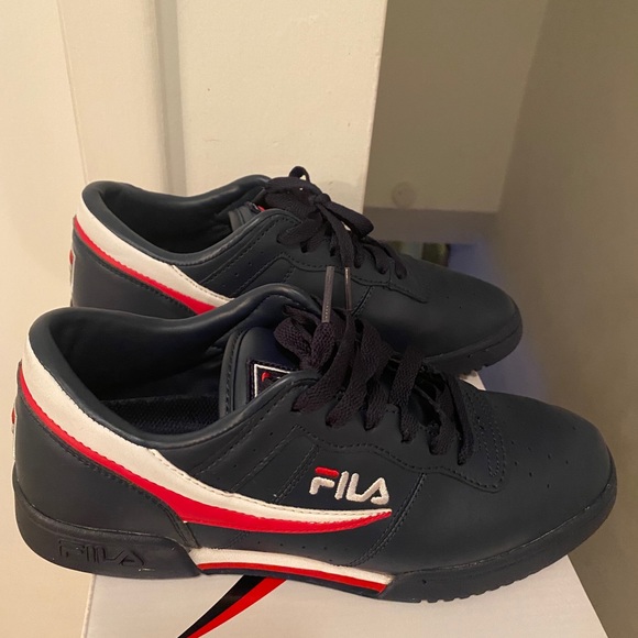 BLUE FILAS - Picture 2 of 4